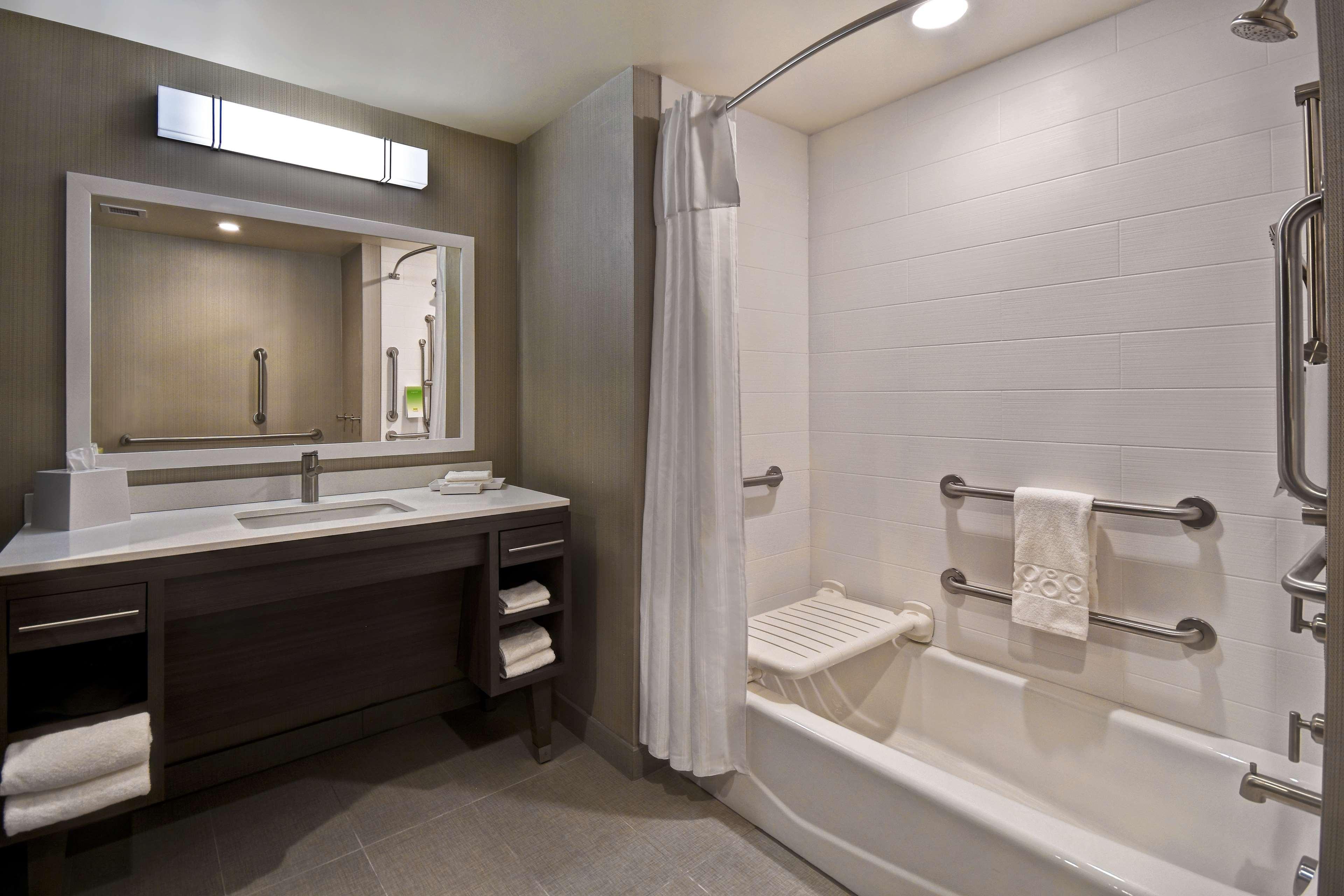 Home2 Suites By Hilton Bowling Green, Oh Екстер'єр фото